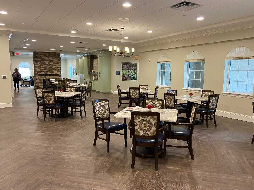 Worthington Manor Upscale Senior Living Community invites seniors to their new home