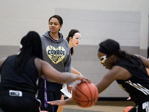 Conroe girls basketball coach Tamisha Houston leads her team to an improved 2015-2016 season
