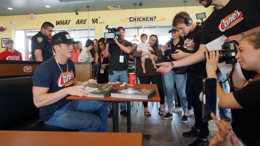 Parker McCollum visits hometown Conroe to serve up some goodwill (and lunch)