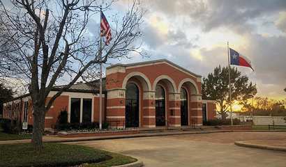 /images/newsimage/10620/410x240/conroe_chamber_of_commerce_exterior_building.jpg